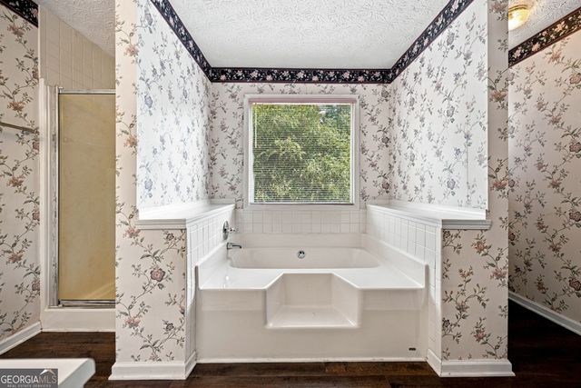 4090 Lake Drive, Loganville, GA 30052
