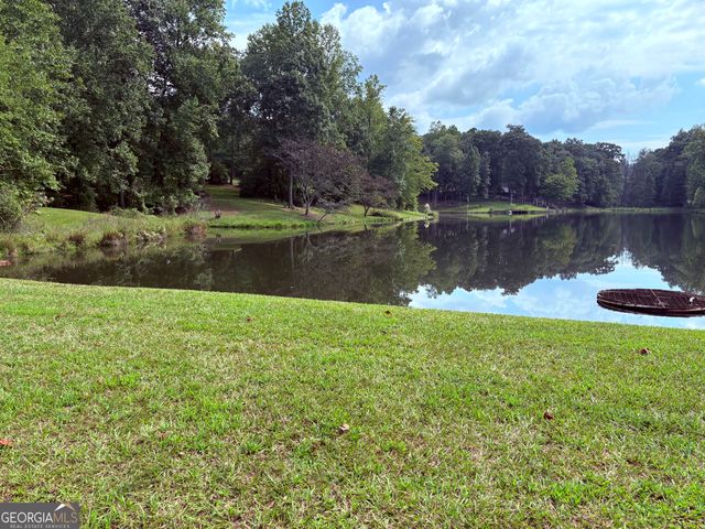 4090 Lake Drive, Loganville, GA 30052