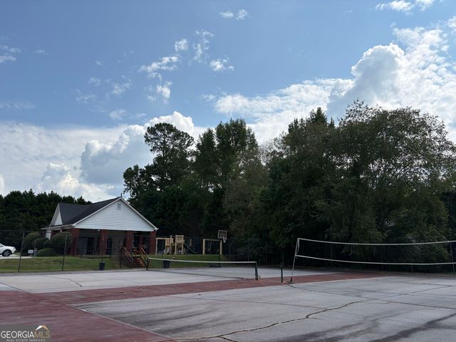 4090 Lake Drive, Loganville, GA 30052