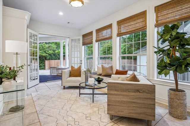 814 Atwell Street, Bellaire, TX 77401