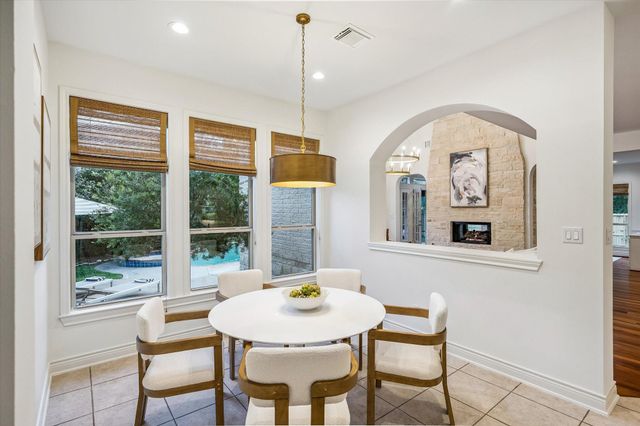 814 Atwell Street, Bellaire, TX 77401