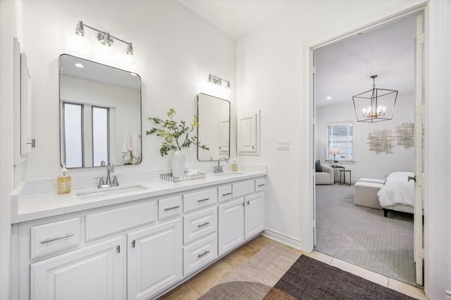 814 Atwell Street, Bellaire, TX 77401