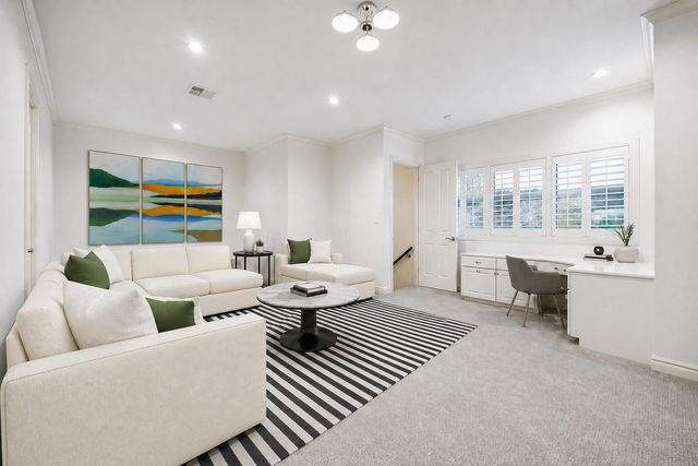 814 Atwell Street, Bellaire, TX 77401