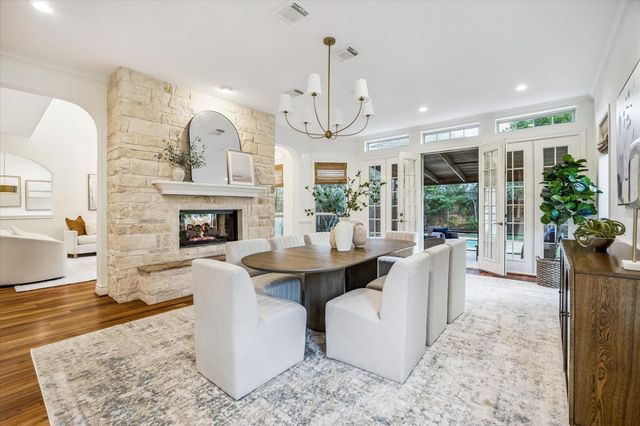 814 Atwell Street, Bellaire, TX 77401