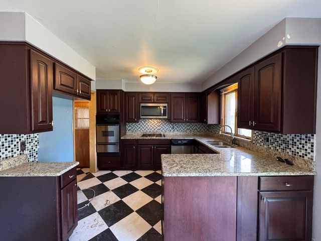 8417 Hohman Avenue, Munster, IN 46321