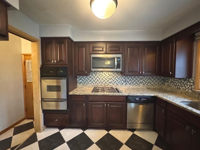 8417 Hohman Avenue, Munster, IN 46321