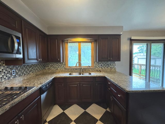 8417 Hohman Avenue, Munster, IN 46321