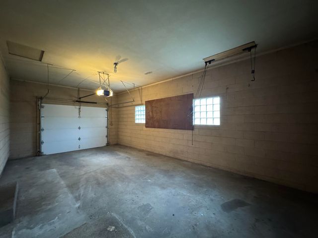 8417 Hohman Avenue, Munster, IN 46321