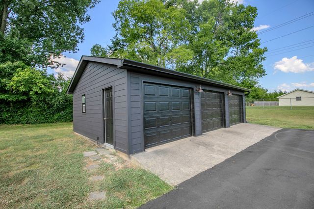 4400 Gra Mar Dr, Nashville, TN 37216