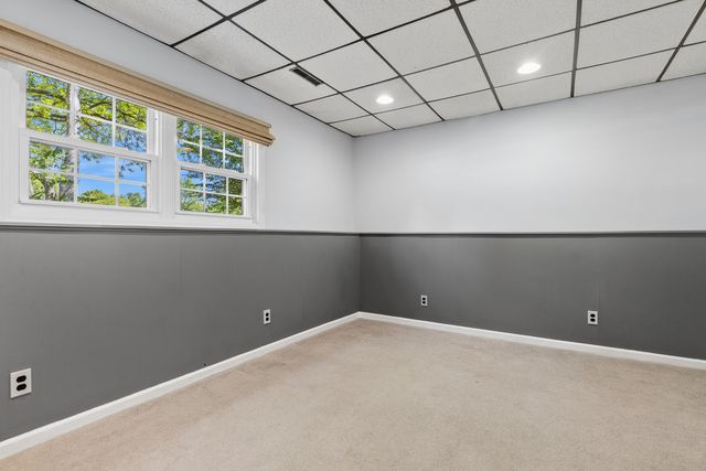 725 Wiltshire Court, Crystal Lake, IL 60014