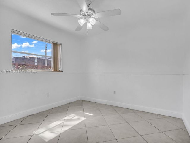 8601 SW 94th St 104W, Miami, FL 33156