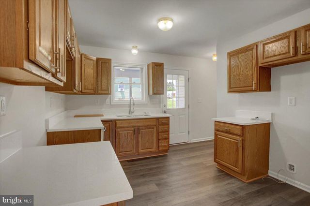 604 FAIRVIEW AVE, Waynesboro, PA 17268