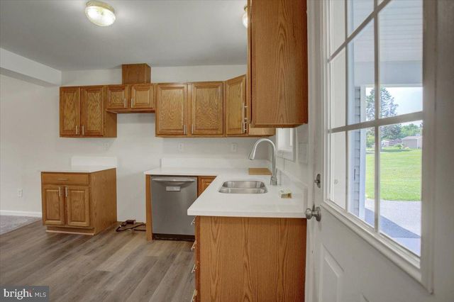 604 FAIRVIEW AVE, Waynesboro, PA 17268