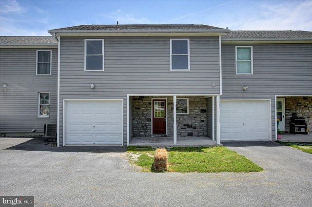 604 FAIRVIEW AVE, Waynesboro, PA 17268