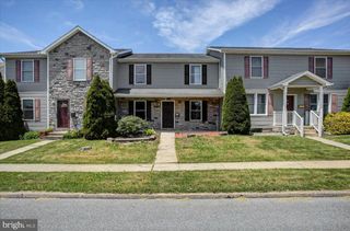604 FAIRVIEW AVE, Waynesboro, PA 17268