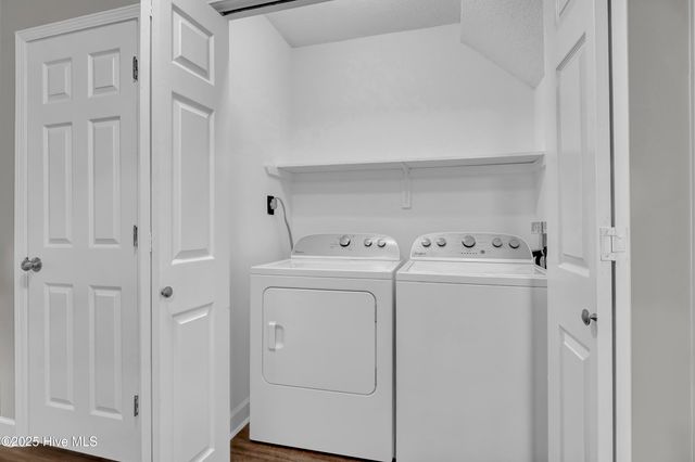 6211 Wrightsville Avenue Apt 134, Wilmington, NC 28403