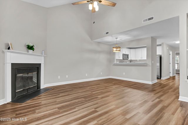 6211 Wrightsville Avenue Apt 134, Wilmington, NC 28403