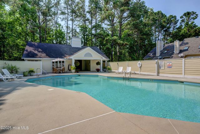 6211 Wrightsville Avenue Apt 134, Wilmington, NC 28403