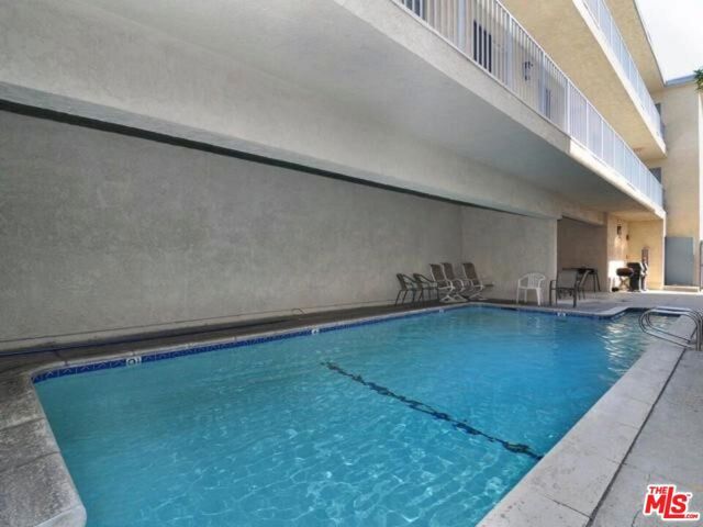 5354 Lindley Avenue 301, Encino (los Angeles), CA 91316