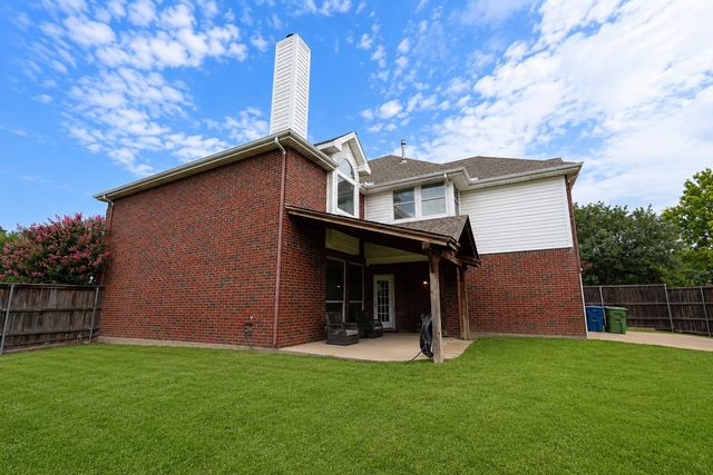 1481 Parkwood Drive, Carrollton, TX 75007