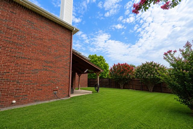1481 Parkwood Drive, Carrollton, TX 75007