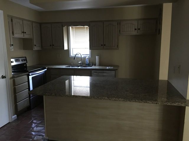 202 E Stroud, Jonesboro, AR 72401