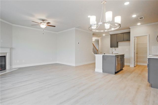 3872 Billabong Trail 84, Gainesville, GA 30506