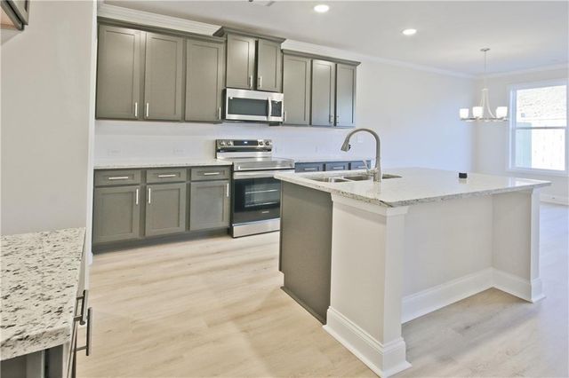 3872 Billabong Trail 84, Gainesville, GA 30506
