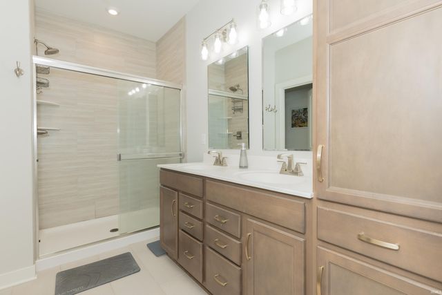 3127 Dowgate Drive, Newburgh, IN 47630