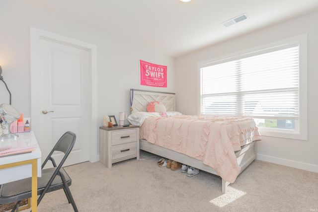 3127 Dowgate Drive, Newburgh, IN 47630