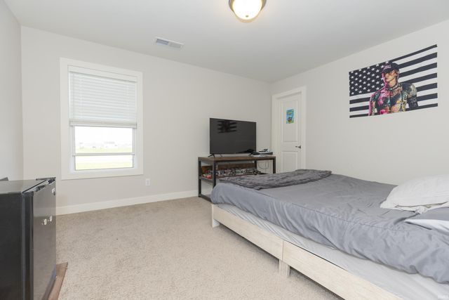 3127 Dowgate Drive, Newburgh, IN 47630