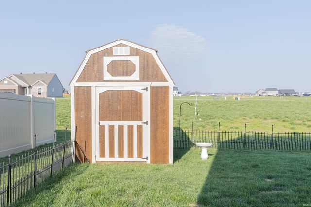 3127 Dowgate Drive, Newburgh, IN 47630