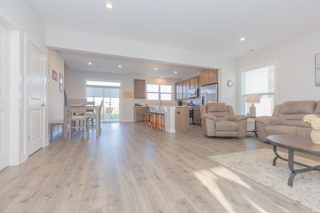 3127 Dowgate Drive, Newburgh, IN 47630