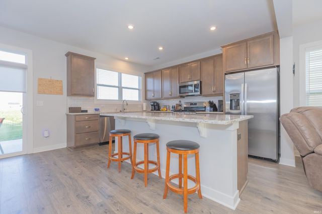 3127 Dowgate Drive, Newburgh, IN 47630