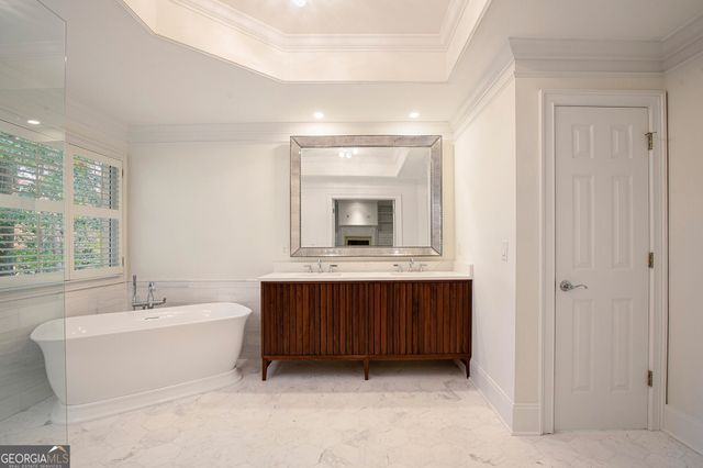 2599 Brookline Circle NE, Brookhaven, GA 30319