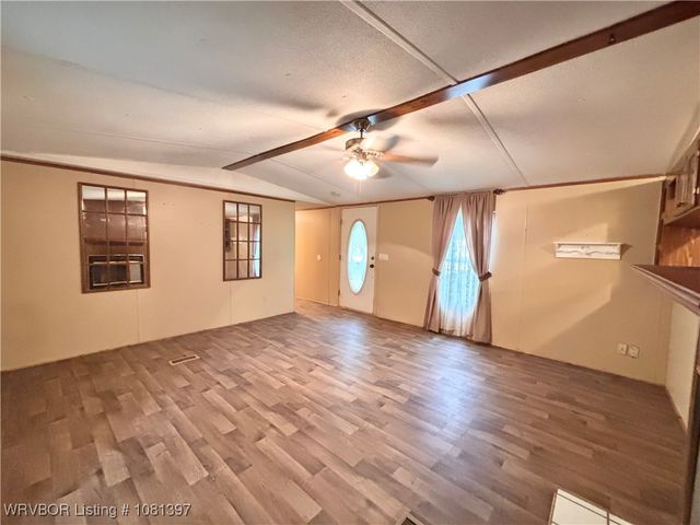 5328 Country Aire Loop, Hackett, AR 72937
