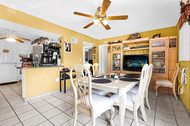 911 E 9th Pl, Hialeah, FL 33010