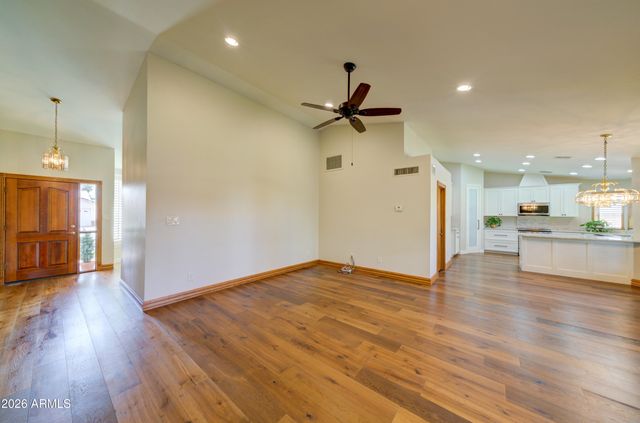 3828 E DARTMOUTH Street, Mesa, AZ 85205