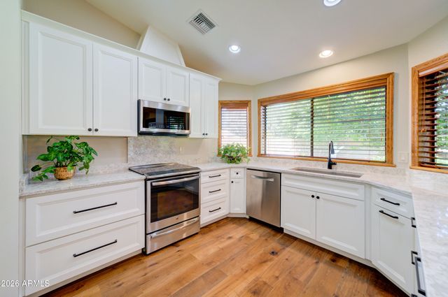 3828 E DARTMOUTH Street, Mesa, AZ 85205