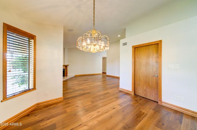 3828 E DARTMOUTH Street, Mesa, AZ 85205