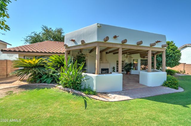 3828 E DARTMOUTH Street, Mesa, AZ 85205