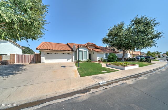 3828 E DARTMOUTH Street, Mesa, AZ 85205