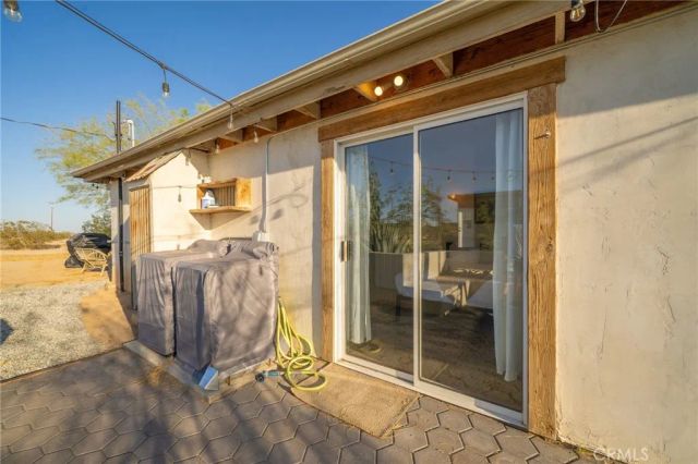 69126 Rainier, 29 Palms, CA 92277