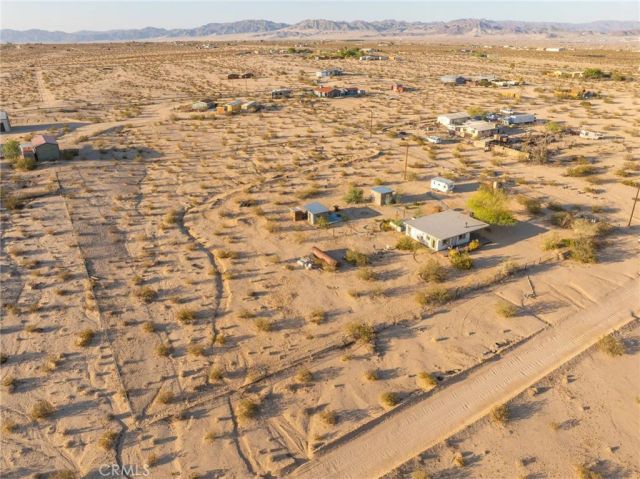 69126 Rainier, 29 Palms, CA 92277