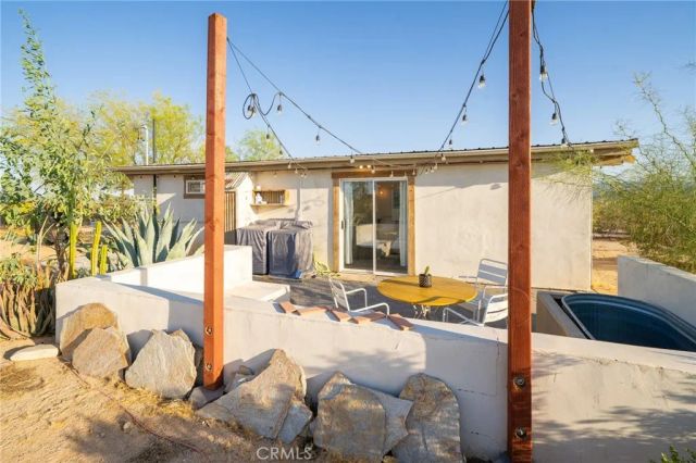 69126 Rainier, 29 Palms, CA 92277