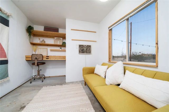 69126 Rainier, 29 Palms, CA 92277