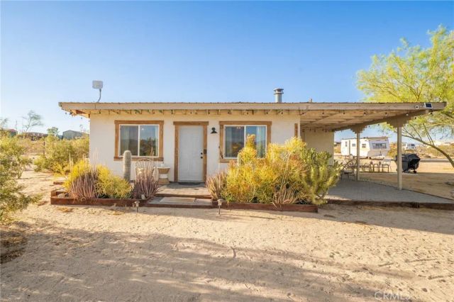 69126 Rainier, 29 Palms, CA 92277
