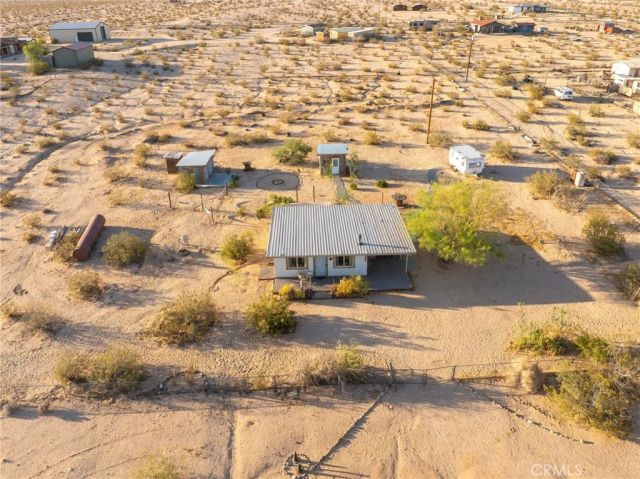 69126 Rainier, 29 Palms, CA 92277
