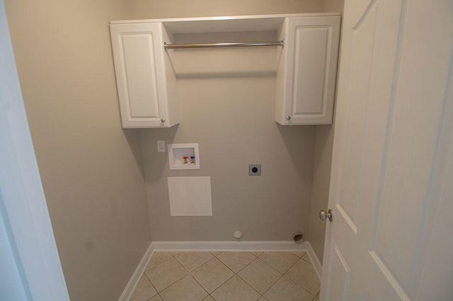 7106 STANWOOD DR, Columbia, MO 65203