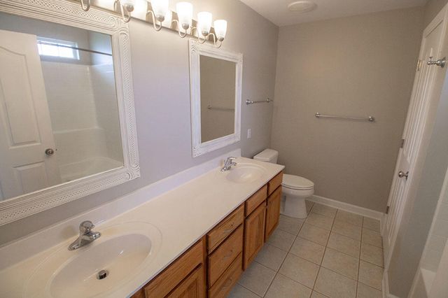 7106 STANWOOD DR, Columbia, MO 65203